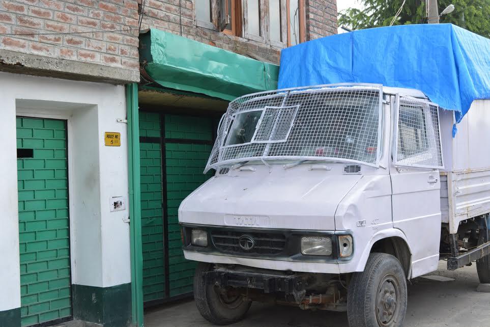 If anything untoward happened to Geelani, Govt is responsible: Spokesman